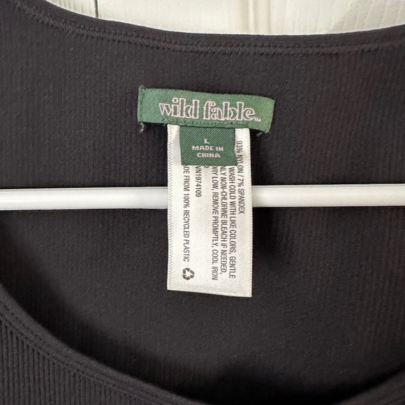 Stretch Fitted Crop Top - Wild Fable - Picture 3 of 3